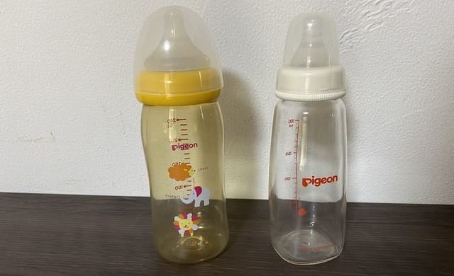 哺乳瓶 ガラス プラスチック